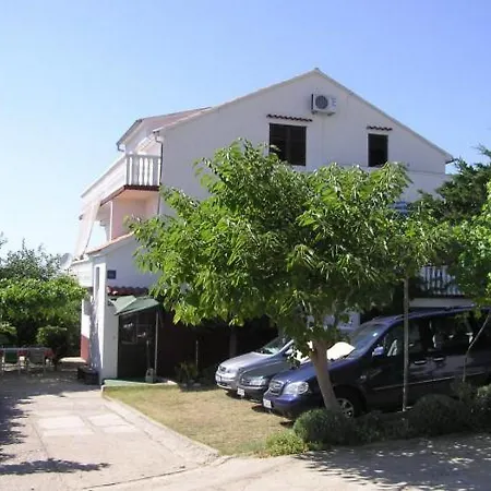 Appartement House Katarina *